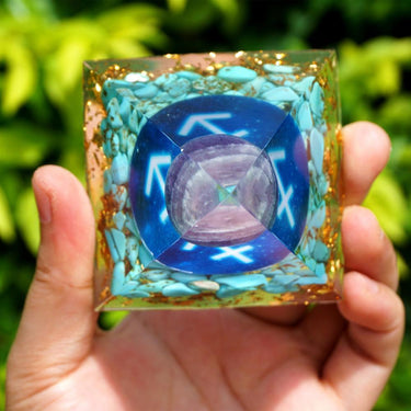 #126 - Handmade Amethyst & Turquoise 'SERENITY' SAGITTARIUS Zodiac ORGOBITE Pyramid